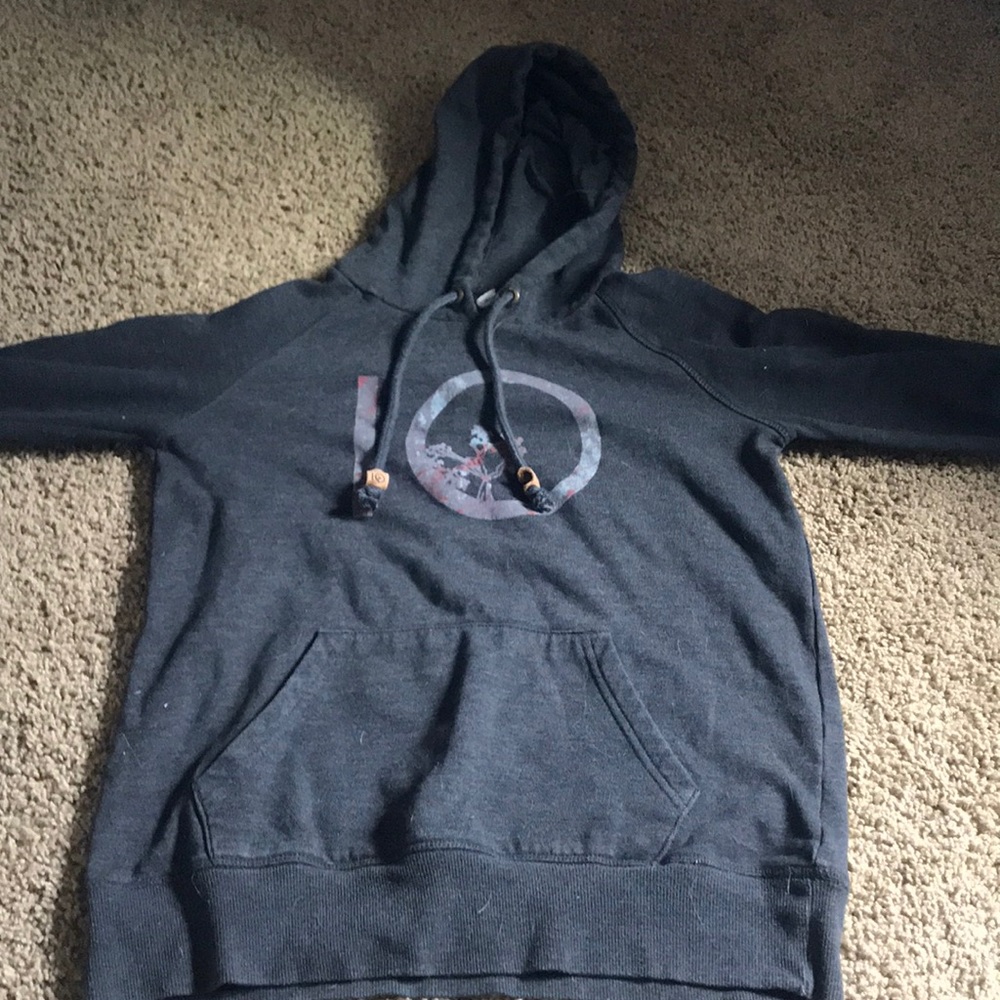 EUC small ten tree hoodie